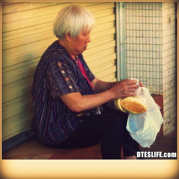 Sweet buns vendor